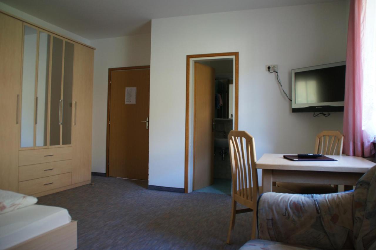 Oberangerhof Aparthotel Lagundo Luaran gambar